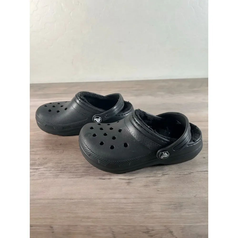 Crocs Classic Black Fuzzy Clogs Child Size 11 C11- NWOT